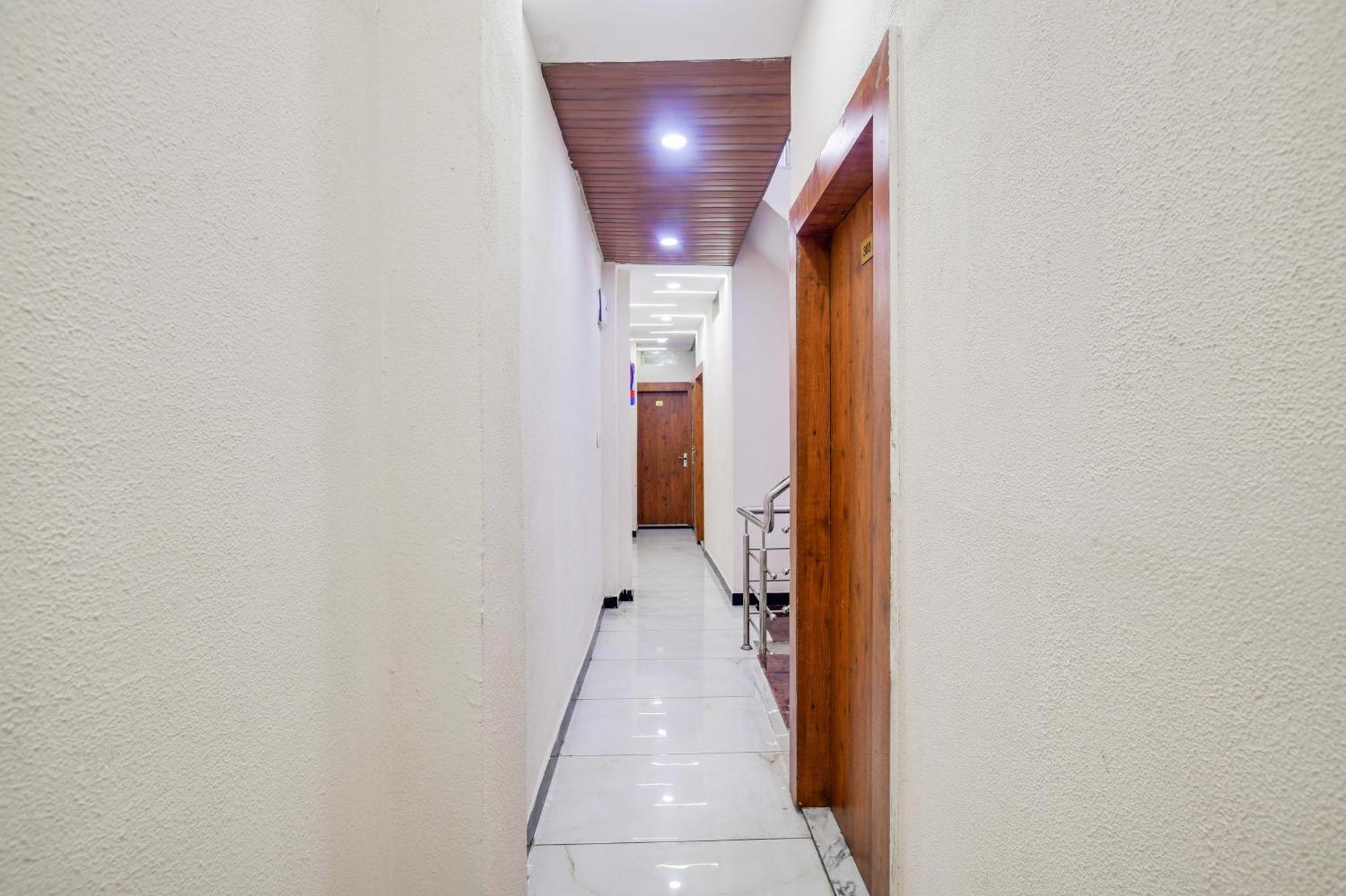 Hotel O Ujjain Near Hari Fatak ภายนอก รูปภาพ