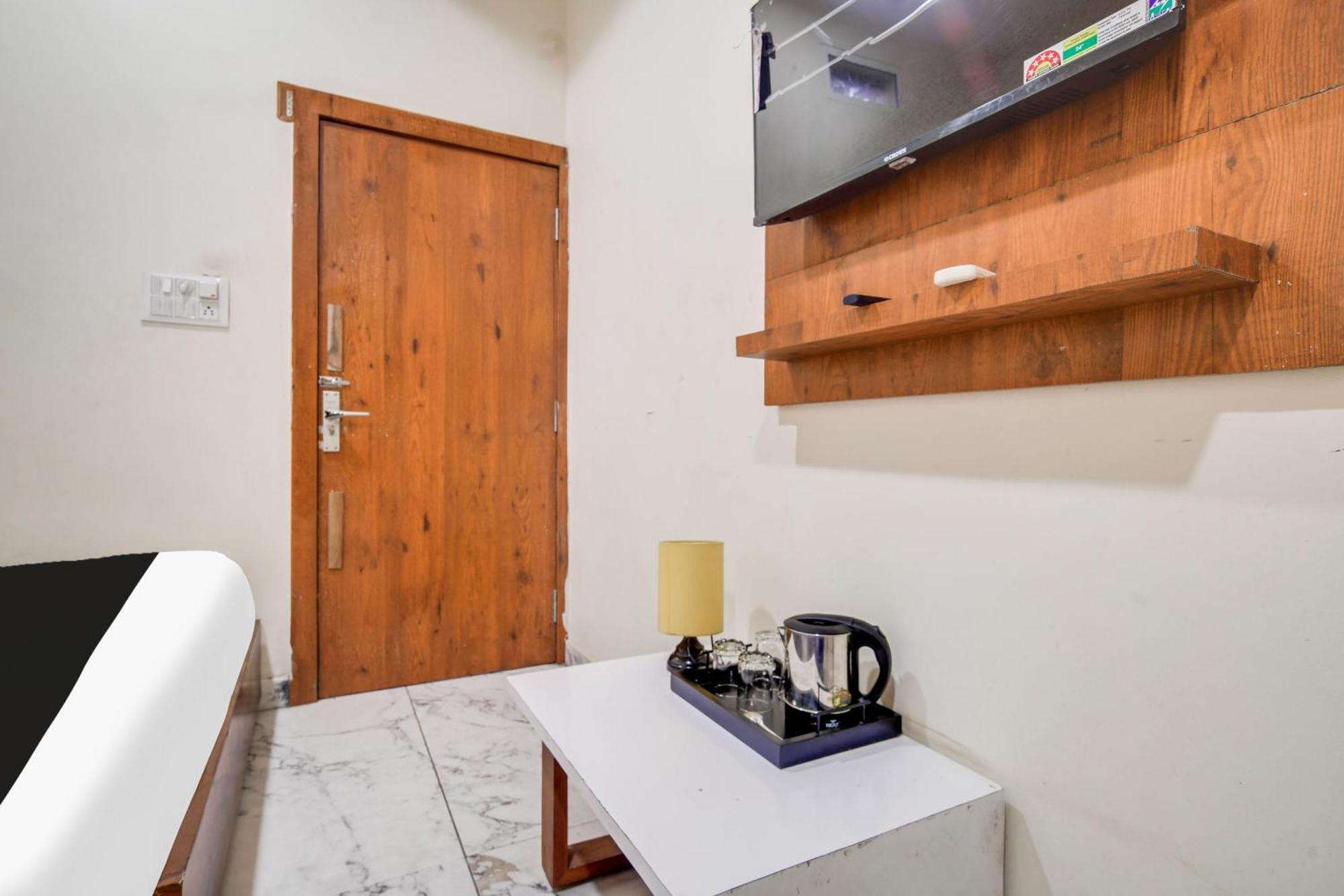 Hotel O Ujjain Near Hari Fatak ภายนอก รูปภาพ